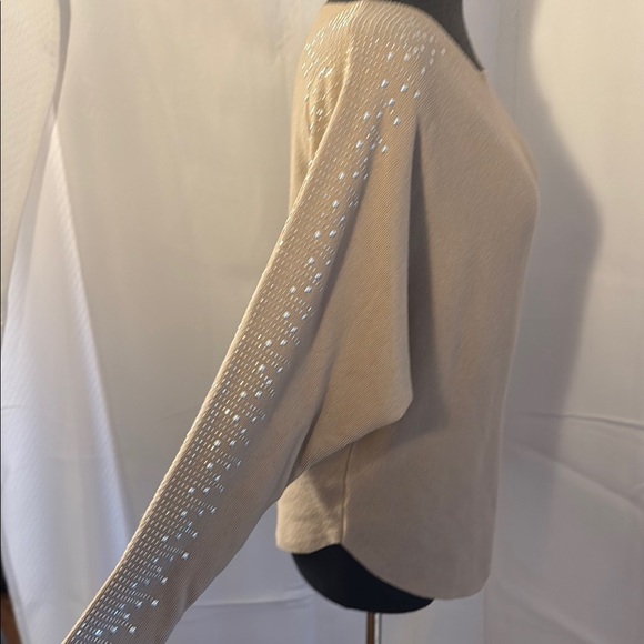 Fine Knit Beige Sweater with Rhinestone Accents - Picture 5 of 8